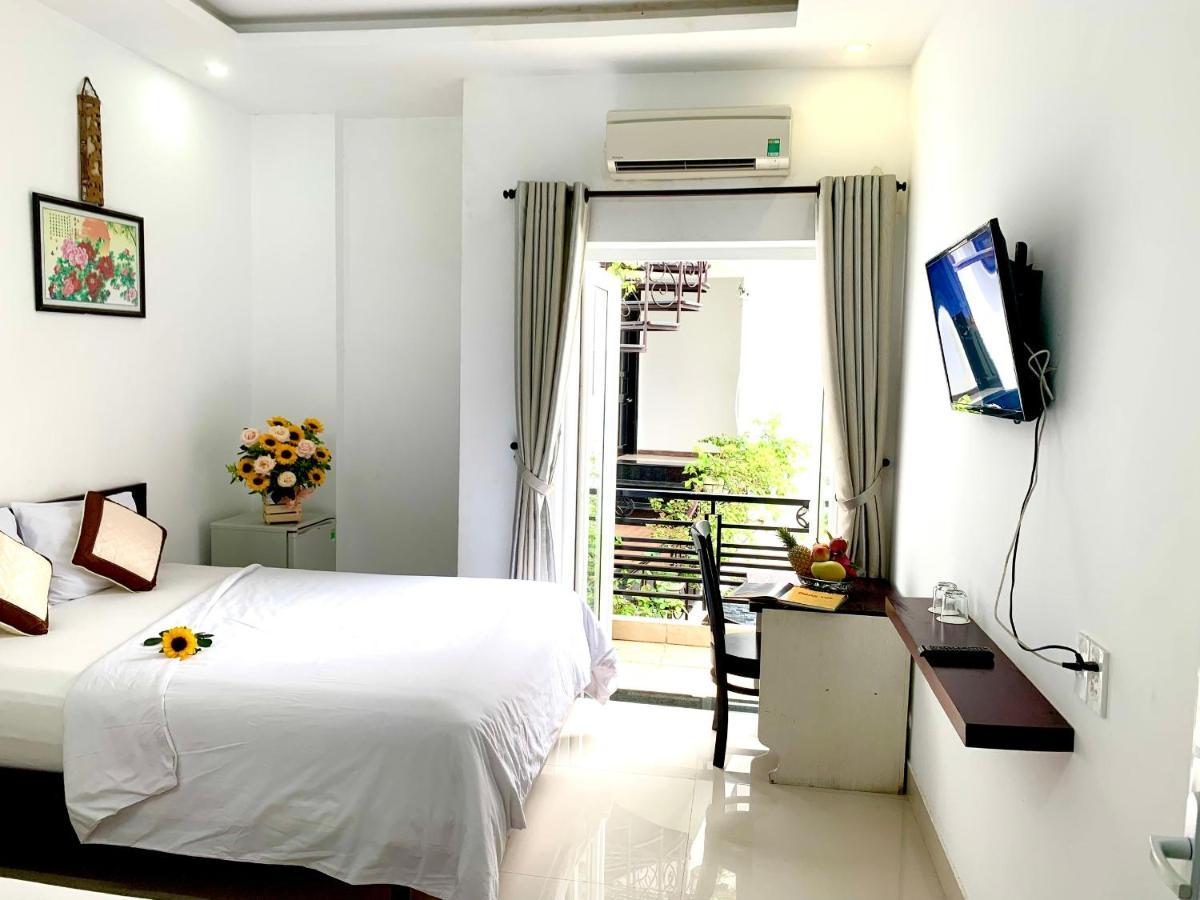 Ngoc Sinh Homestay Хойан Экстерьер фото