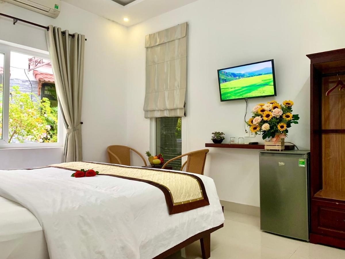Ngoc Sinh Homestay Хойан Экстерьер фото